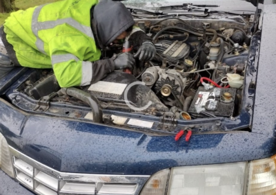 this image shows car diagnostics and repair in Honolulu, HI